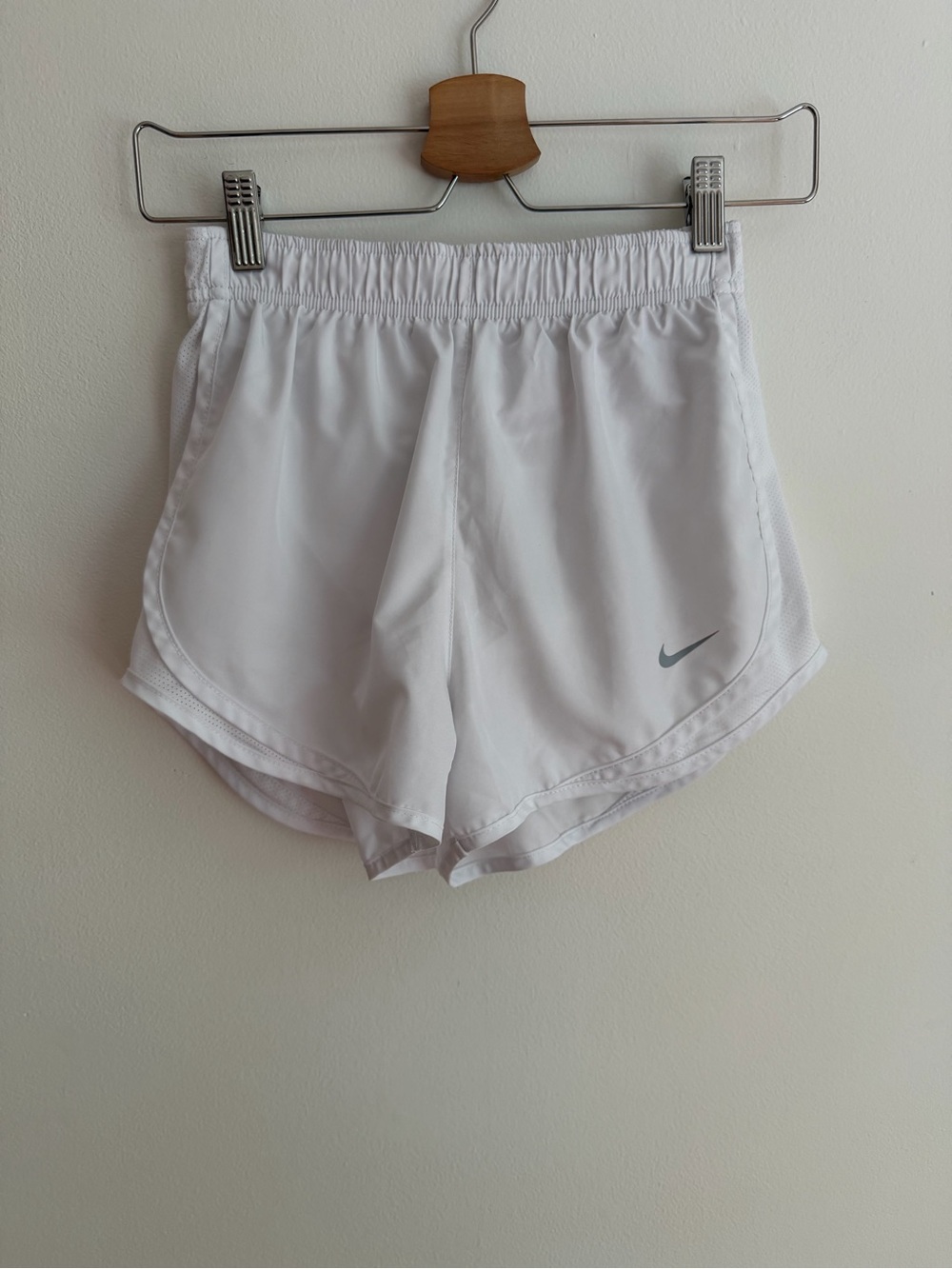 Nike Dri-FIT Tempo Running Shorts Mesh Trim Brief Liner White Silver XS